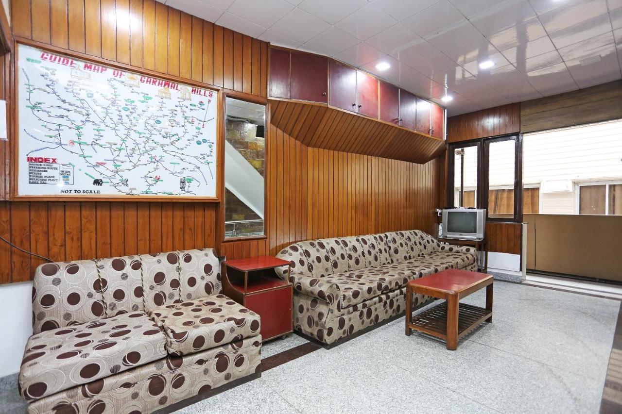 Oyo 8714 Hotel Amar Mussoorie Kültér fotó